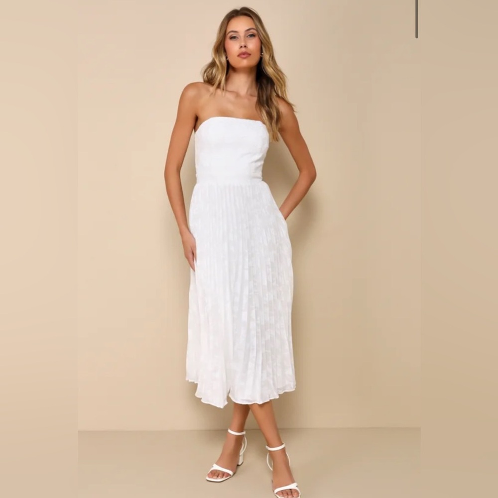 Lulu's White Strapless Pleated Midi Dress